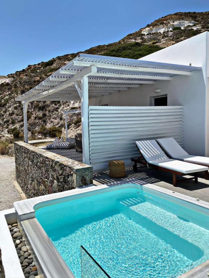 Milesian Suites Αδάμας Εξωτερικό φωτογραφία