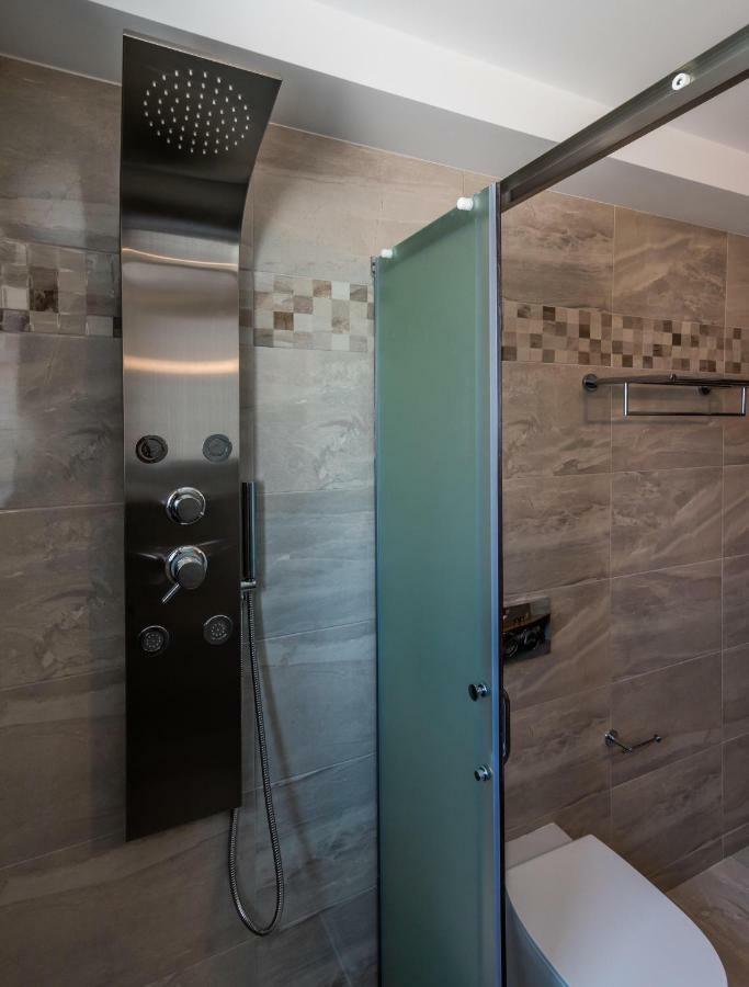 Milesian Suites Αδάμας Εξωτερικό φωτογραφία